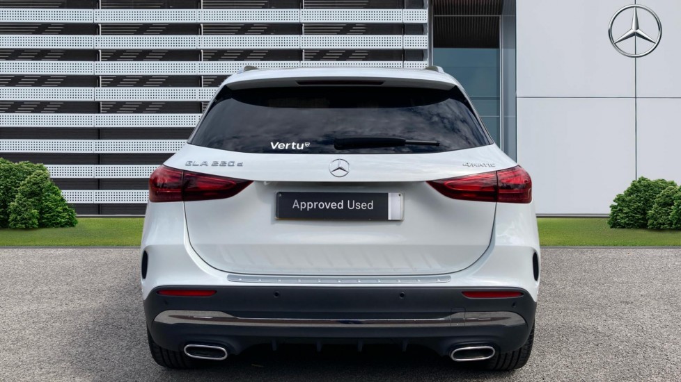Mercedes-Benz GLA 220d 4Matic AMG Line Premium Plus 5dr Auto Diesel Hatchback - Image 6