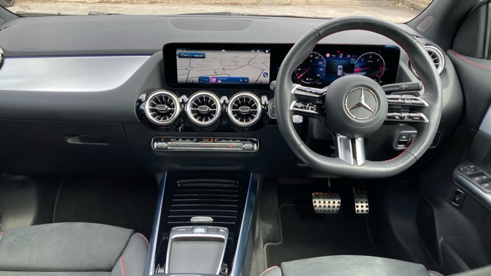 Mercedes-Benz GLA 220d 4Matic AMG Line Premium Plus 5dr Auto Diesel Hatchback - Image 10