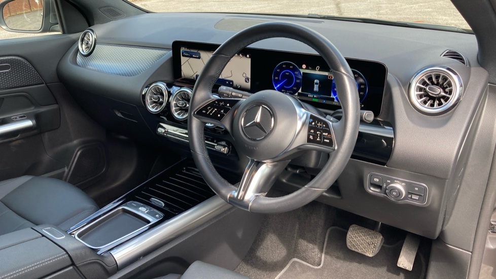 Mercedes-Benz Eqa 250+ 140kW Sport Executive 70.5kWh 5dr Auto Electric Hatchback - Image 11