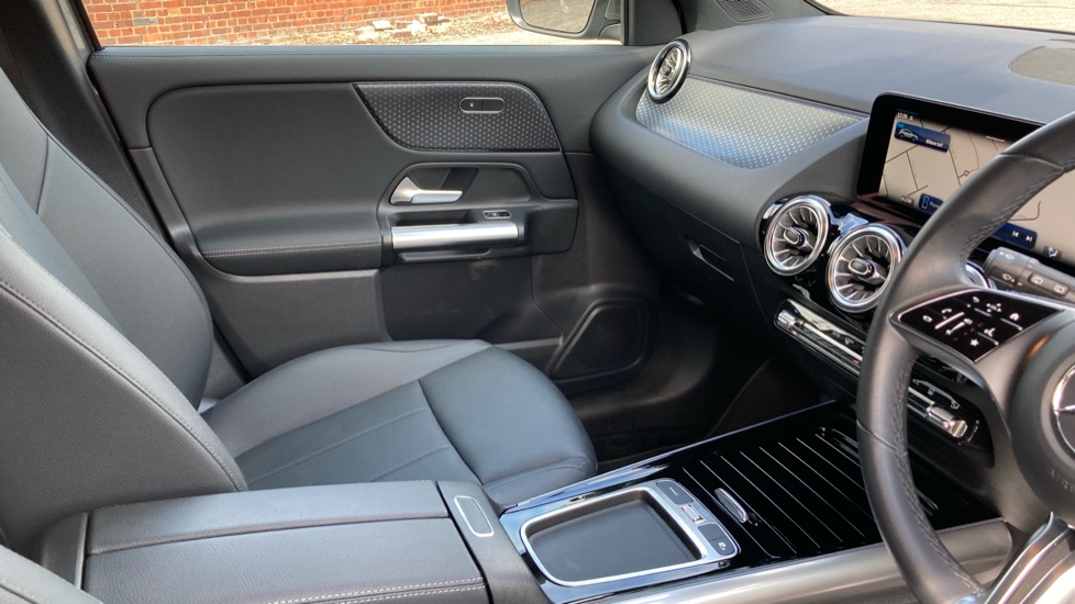 Mercedes-Benz Eqa 250+ 140kW Sport Executive 70.5kWh 5dr Auto Electric Hatchback - Image 14