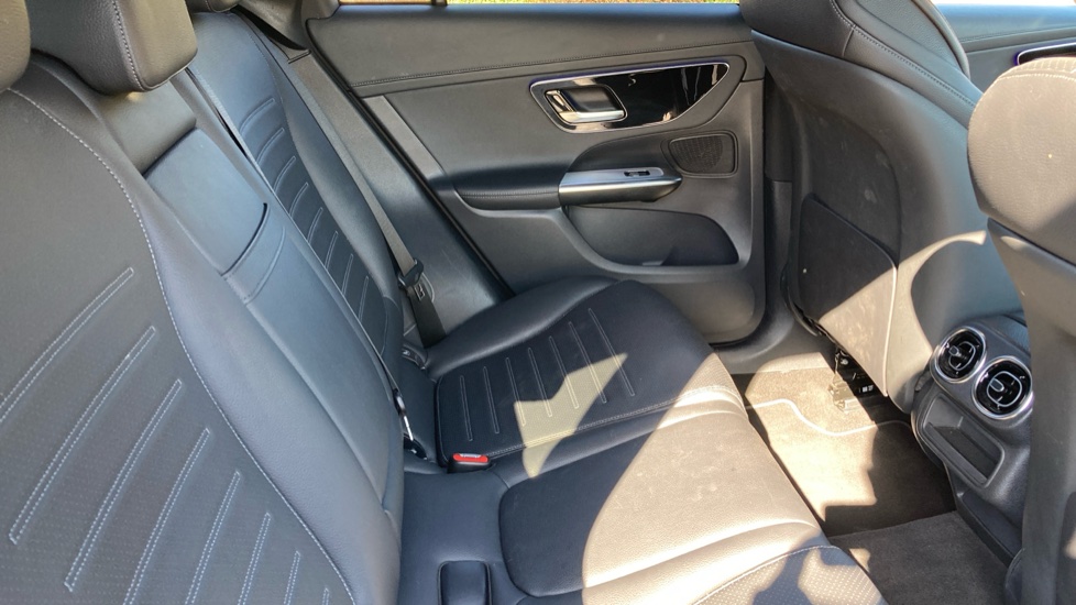 Mercedes-Benz GLC 300 4Matic AMG Line 5dr 9G-Tronic Petrol Estate - Image 16