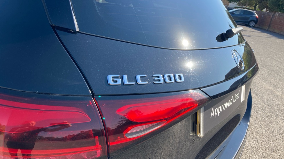 Mercedes-Benz GLC 300 4Matic AMG Line 5dr 9G-Tronic Petrol Estate - Image 24