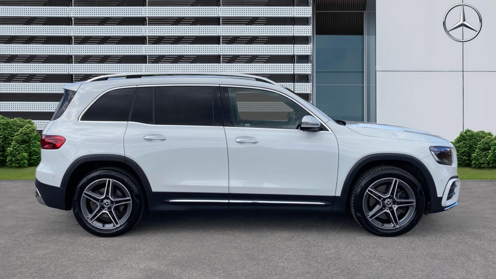 Mercedes-Benz GLB 220d 4Matic AMG Line Premium 5dr 8G-Tronic Diesel Estate - Image 5