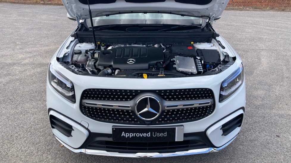 Mercedes-Benz GLB 220d 4Matic AMG Line Premium 5dr 8G-Tronic Diesel Estate - Image 8