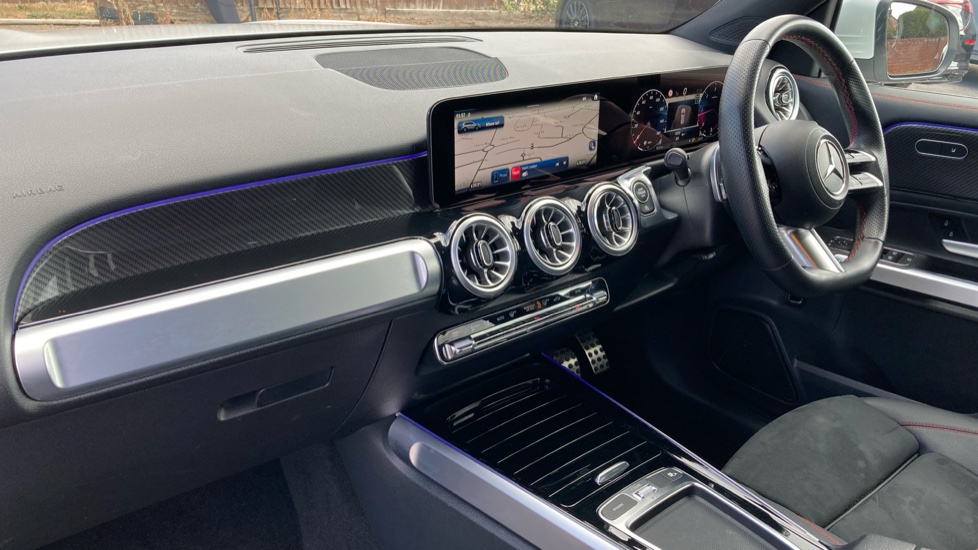 Mercedes-Benz GLB 220d 4Matic AMG Line Premium 5dr 8G-Tronic Diesel Estate - Image 9