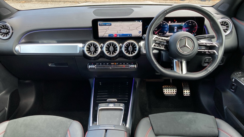 Mercedes-Benz GLB 220d 4Matic AMG Line Premium 5dr 8G-Tronic Diesel Estate - Image 10