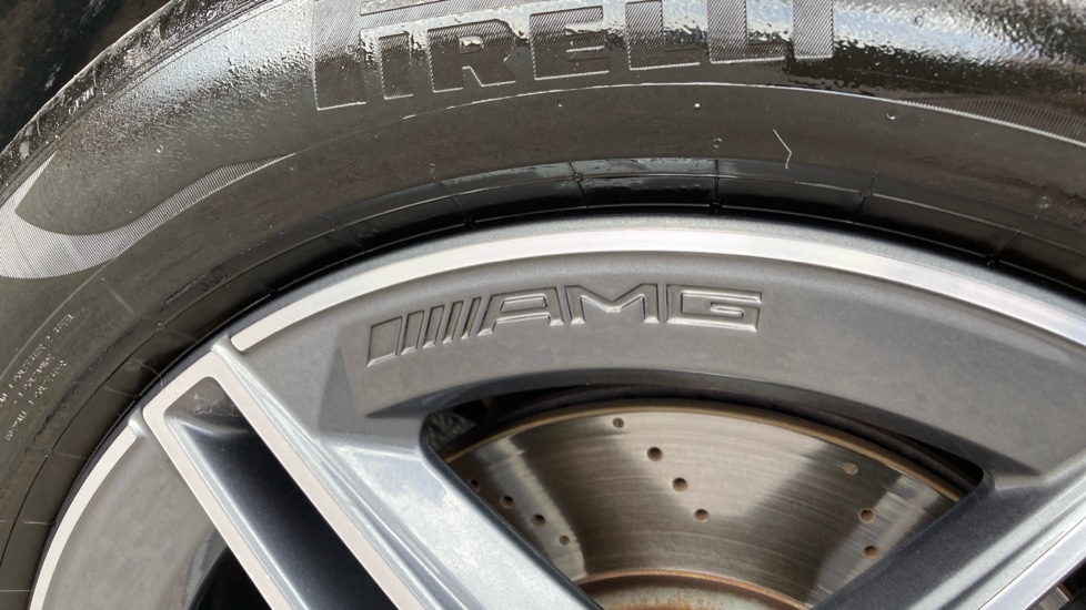 Mercedes-Benz GLB 220d 4Matic AMG Line Premium 5dr 8G-Tronic Diesel Estate - Image 23