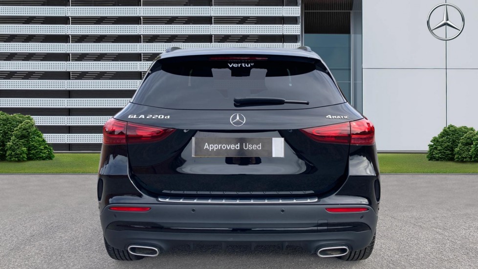 Mercedes-Benz GLA 220d 4Matic AMG Line Premium Plus 5dr Auto Diesel Hatchback - Image 6