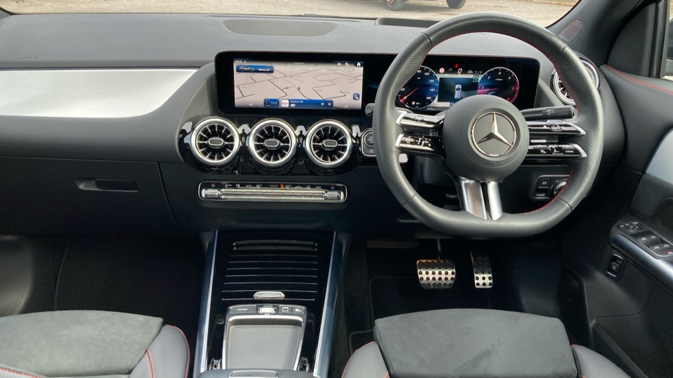 Mercedes-Benz GLA 220d 4Matic AMG Line Premium Plus 5dr Auto Diesel Hatchback - Image 10