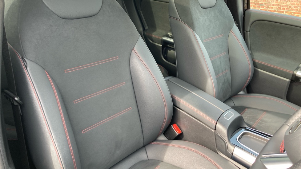 Mercedes-Benz GLA 220d 4Matic AMG Line Premium Plus 5dr Auto Diesel Hatchback - Image 30