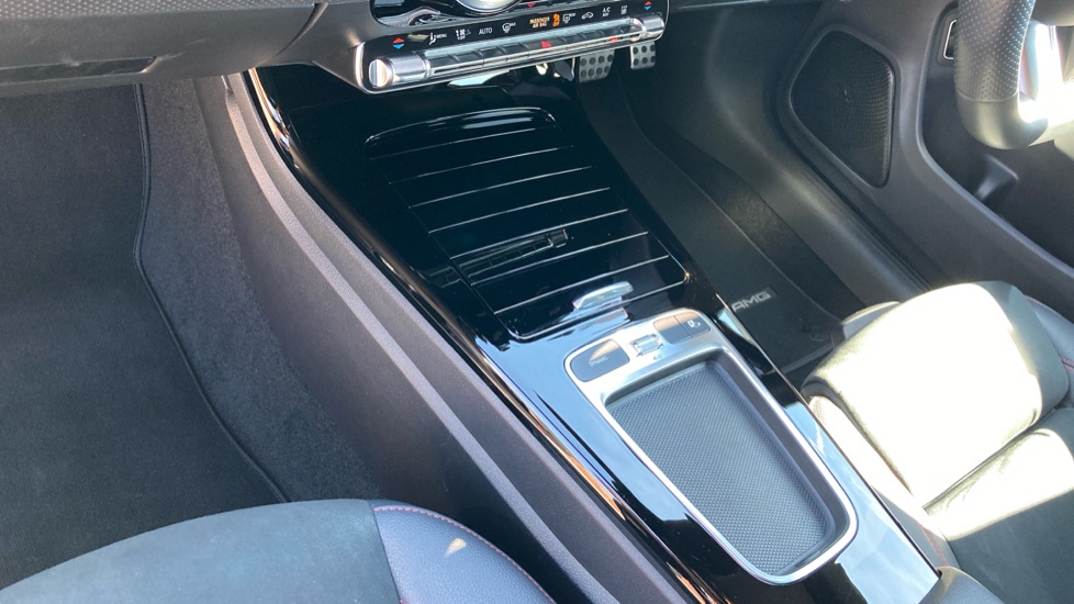 Mercedes-Benz CLA 250e AMG Line Premium 4dr Tip Auto Saloon - Image 13