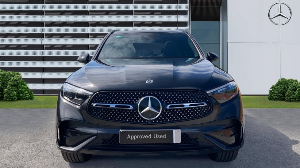 Mercedes-Benz GLC 300e 4Matic AMG Line Prem Plus 5dr 9G-Tronic Estate - Image 3