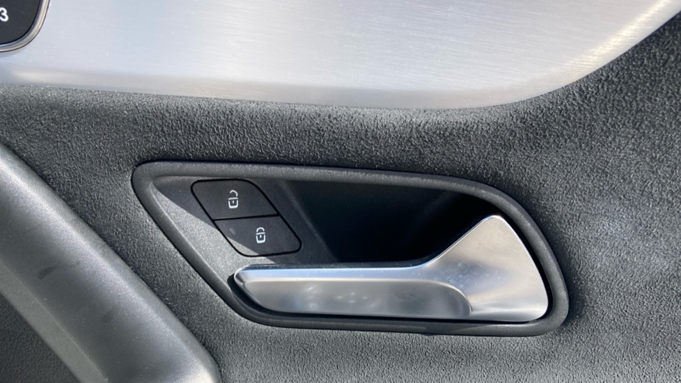 Mercedes-Benz A-Class A200d AMG Line Premium Plus 5dr Auto Diesel Hatchback - Image 32