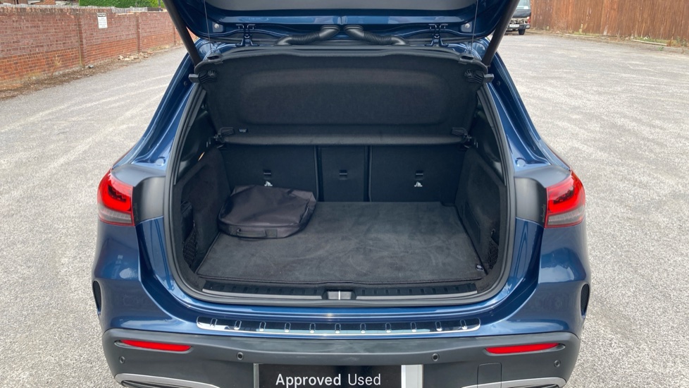 Mercedes-Benz Eqa 250 140kW AMG Line Premium 66.5kWh 5dr Auto Electric Hatchback - Image 4
