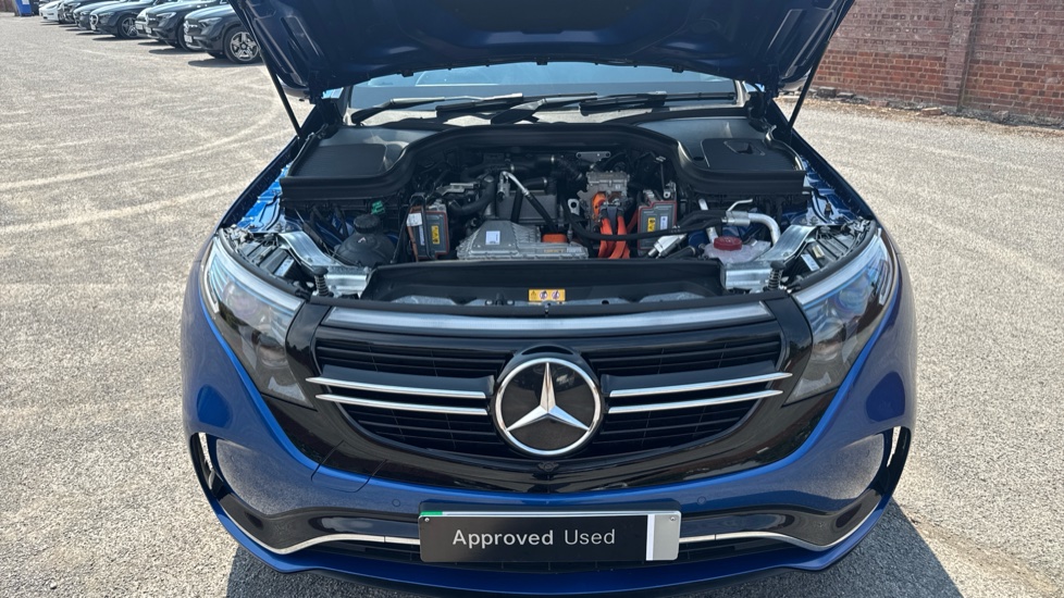 Mercedes-Benz EQC 400 300kW AMG Line Edition 80kWh 5dr Auto Electric Estate - Image 8