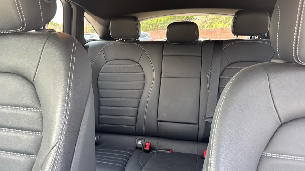 Mercedes-Benz EQC 400 300kW AMG Line Edition 80kWh 5dr Auto Electric Estate - Image 15