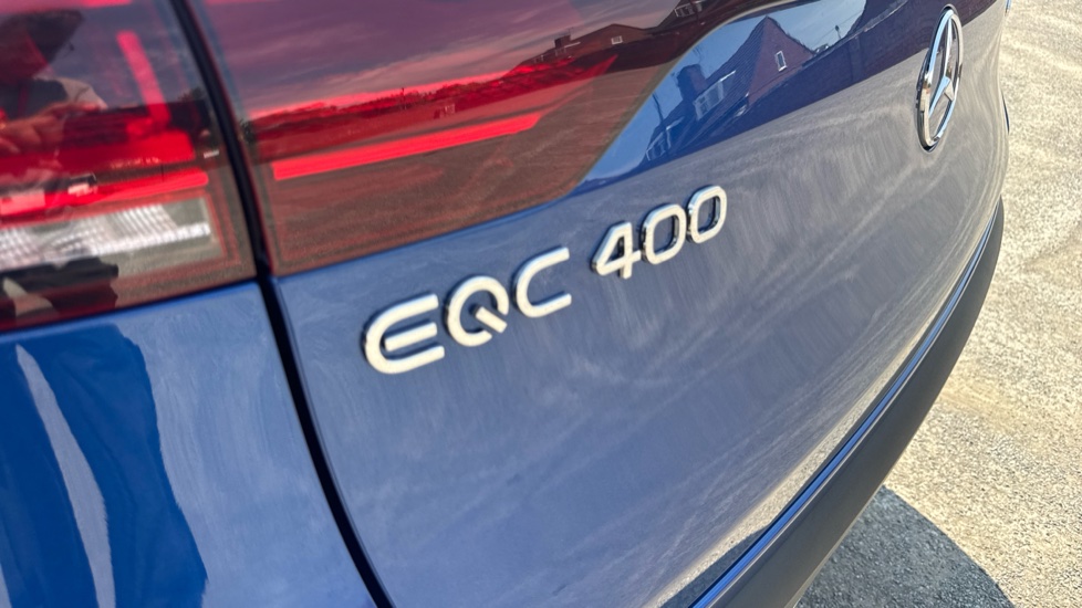 Mercedes-Benz EQC 400 300kW AMG Line Edition 80kWh 5dr Auto Electric Estate - Image 29