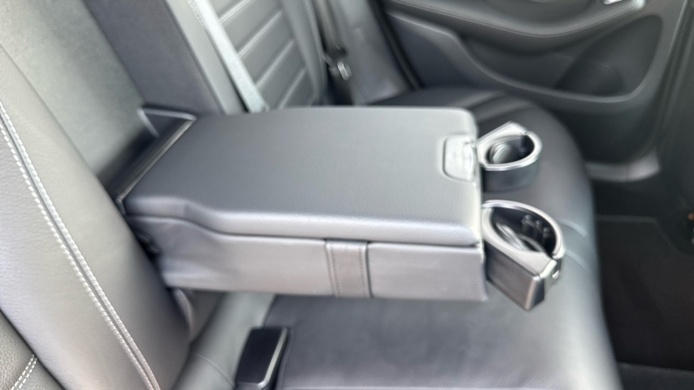 Mercedes-Benz EQC 400 300kW AMG Line Edition 80kWh 5dr Auto Electric Estate - Image 35