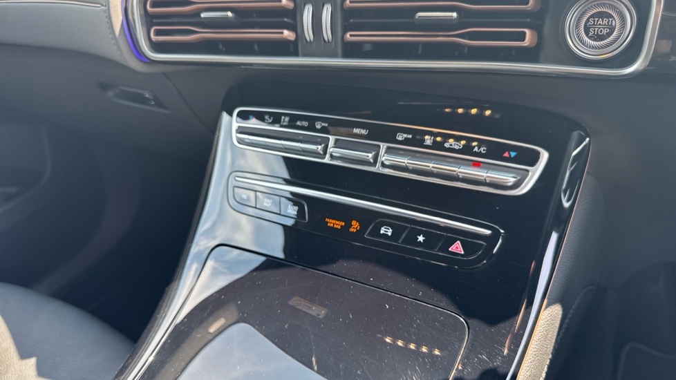 Mercedes-Benz EQC 400 300kW AMG Line Edition 80kWh 5dr Auto Electric Estate - Image 44