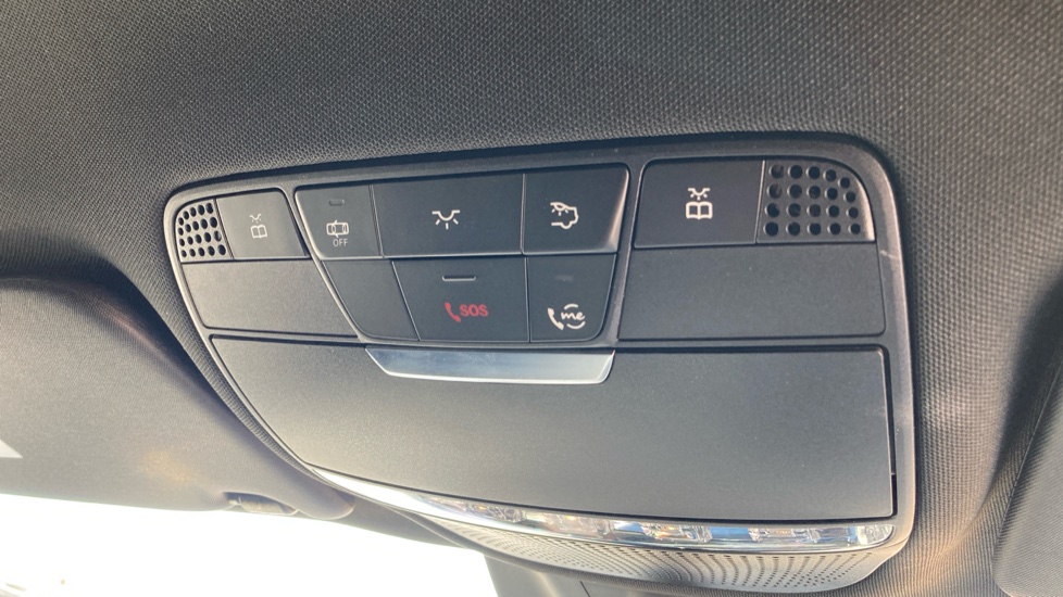 Mercedes-Benz EQC 400 300kW AMG Line Edition 80kWh 5dr Auto Electric Estate - Image 36