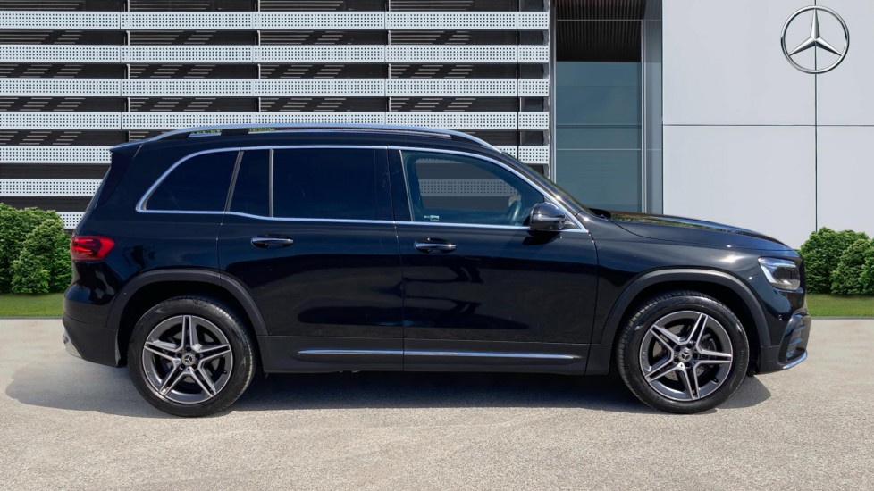 Mercedes-Benz GLB 200 AMG Line Executive 5dr 7G-Tronic Petrol Estate - Image 5