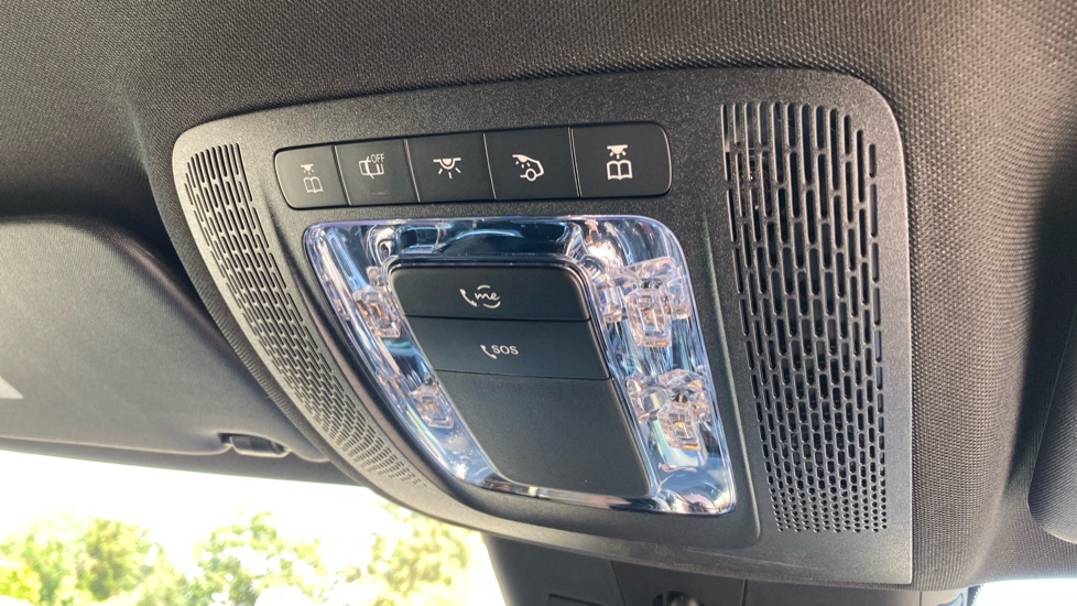 Mercedes-Benz GLB 200 AMG Line Executive 5dr 7G-Tronic Petrol Estate - Image 35