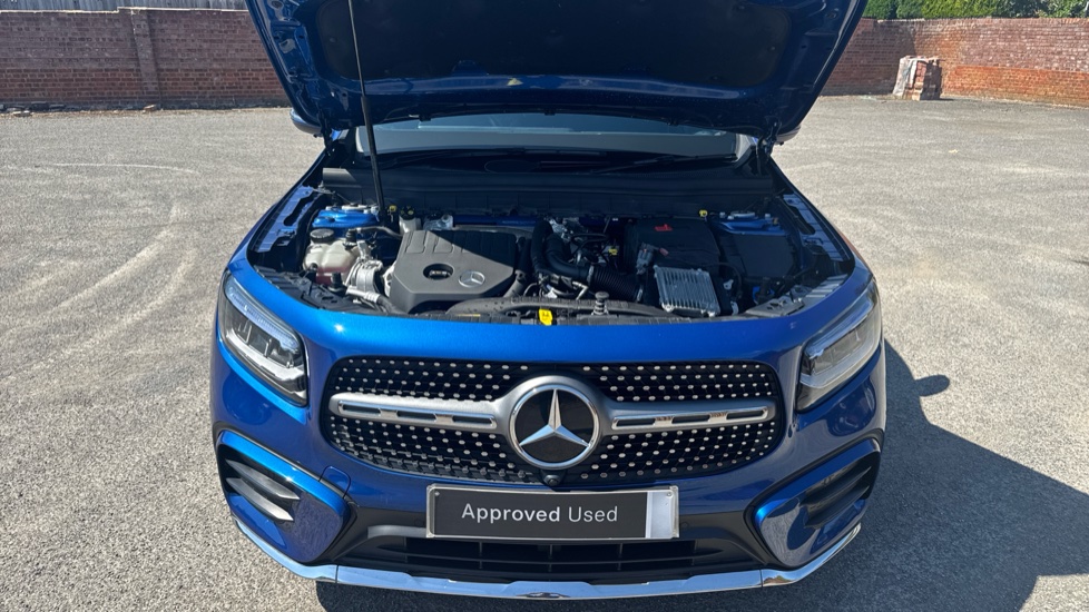Mercedes-Benz GLB 200 AMG Line Executive 5dr 7G-Tronic Petrol Estate - Image 8