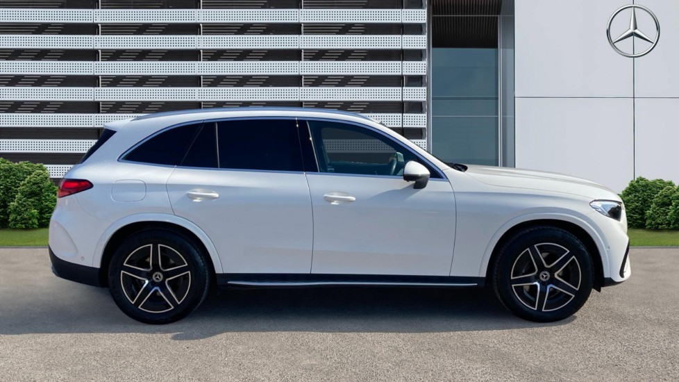 Mercedes-Benz GLC 220d 4Matic AMG Line 5dr 9G-Tronic Diesel Estate - Image 5