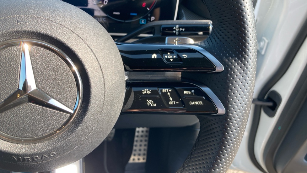Mercedes-Benz GLC 220d 4Matic AMG Line 5dr 9G-Tronic Diesel Estate - Image 35
