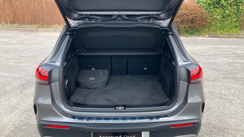 Mercedes-Benz Eqa 300 4Matic 168kW AMG Line 66.5kWh 5dr Auto Electric Hatchback - Image 4