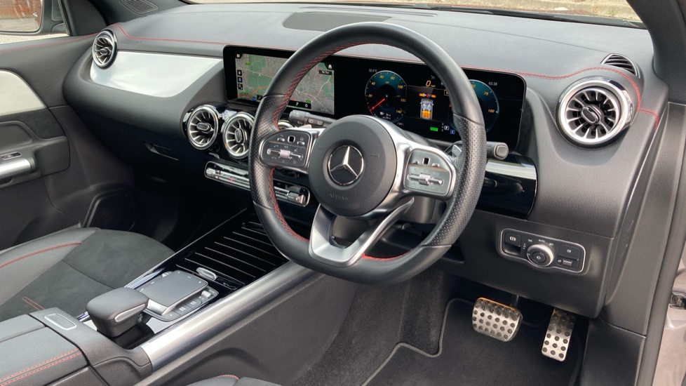 Mercedes-Benz Eqa 300 4Matic 168kW AMG Line 66.5kWh 5dr Auto Electric Hatchback - Image 11