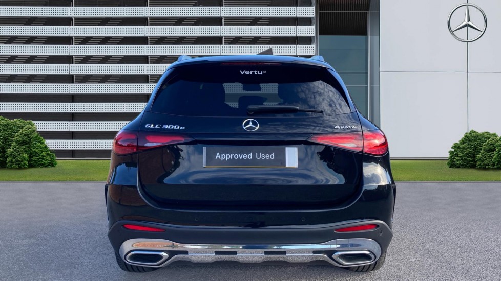 Mercedes-Benz GLC 300e 4Matic AMG Line 5dr 9G-Tronic Estate - Image 6