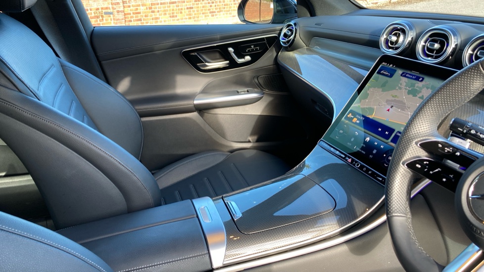 Mercedes-Benz GLC 300e 4Matic AMG Line 5dr 9G-Tronic Estate - Image 14