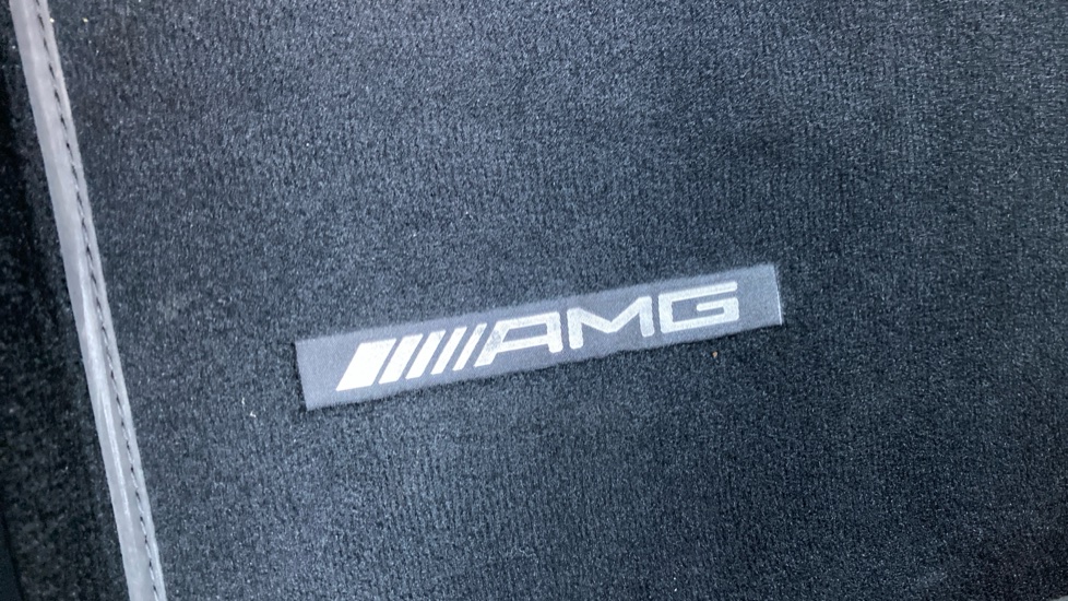 Mercedes-Benz GLC 300e 4Matic AMG Line 5dr 9G-Tronic Estate - Image 26