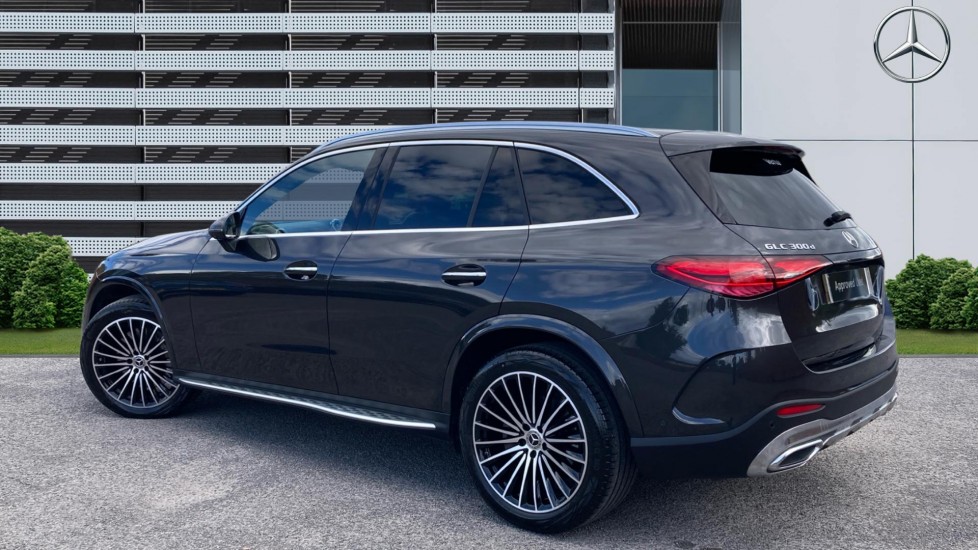 Mercedes-Benz GLC 300d 4Matic AMG Line Premium + 5dr 9G-Tronic Diesel Estate - Image 2