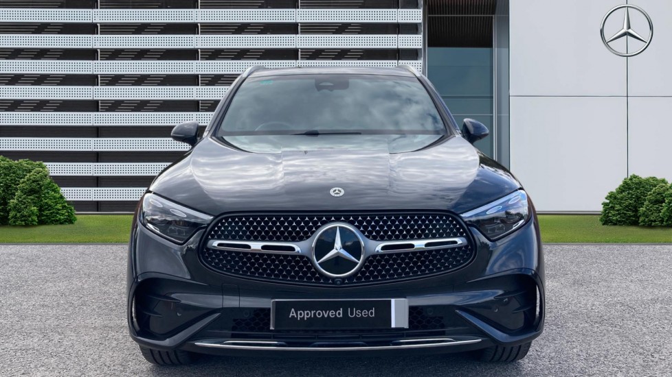 Mercedes-Benz GLC 300d 4Matic AMG Line Premium + 5dr 9G-Tronic Diesel Estate - Image 3