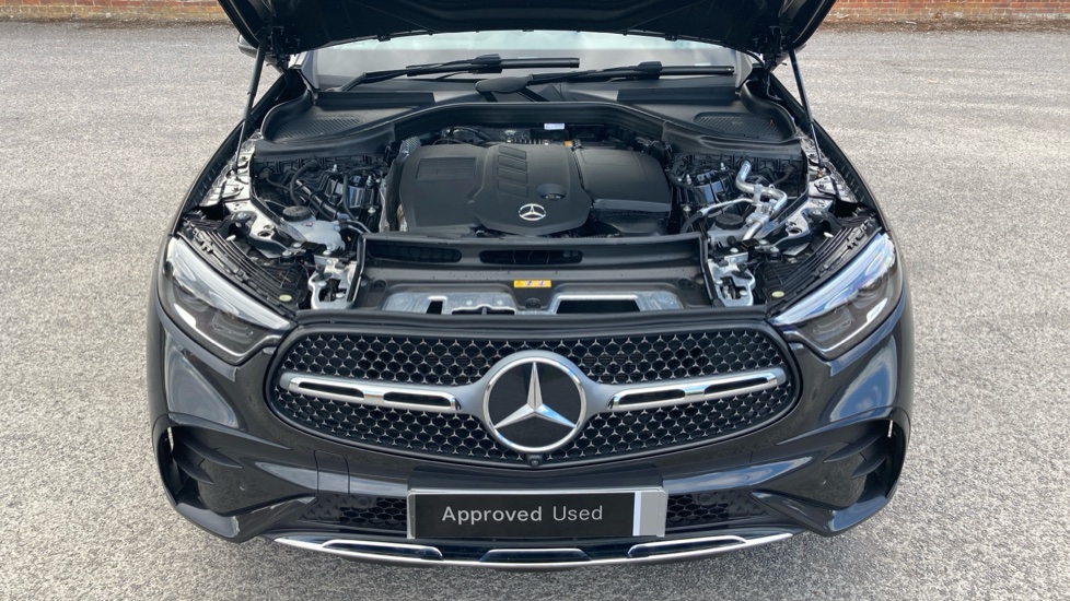 Mercedes-Benz GLC 300d 4Matic AMG Line Premium + 5dr 9G-Tronic Diesel Estate - Image 8