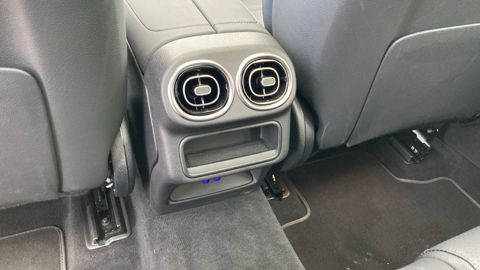 Mercedes-Benz GLC 300d 4Matic AMG Line Premium + 5dr 9G-Tronic Diesel Estate - Image 27