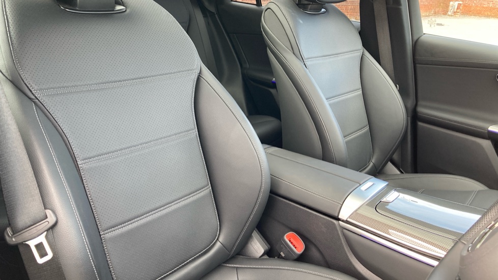 Mercedes-Benz GLC 300d 4Matic AMG Line Premium + 5dr 9G-Tronic Diesel Estate - Image 30