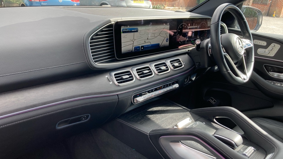 Mercedes-Benz GLE Coupe GLE 400e 4Matic AMG Line Premium + 5dr 9G-Tronic Estate - Image 9