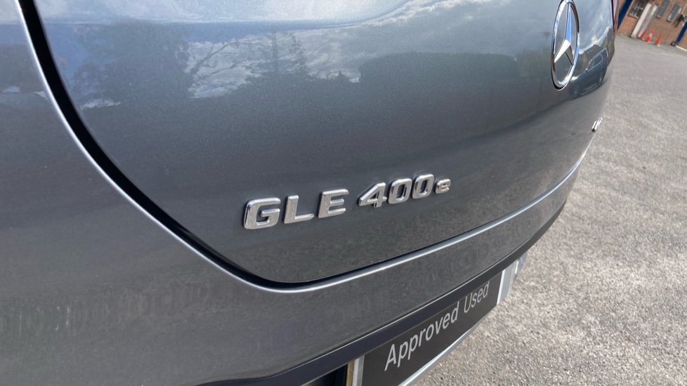 Mercedes-Benz GLE Coupe GLE 400e 4Matic AMG Line Premium + 5dr 9G-Tronic Estate - Image 25