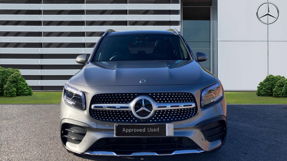 Mercedes-Benz GLB 200 AMG Line Premium Plus 5dr 7G-Tronic Petrol Estate - Image 3
