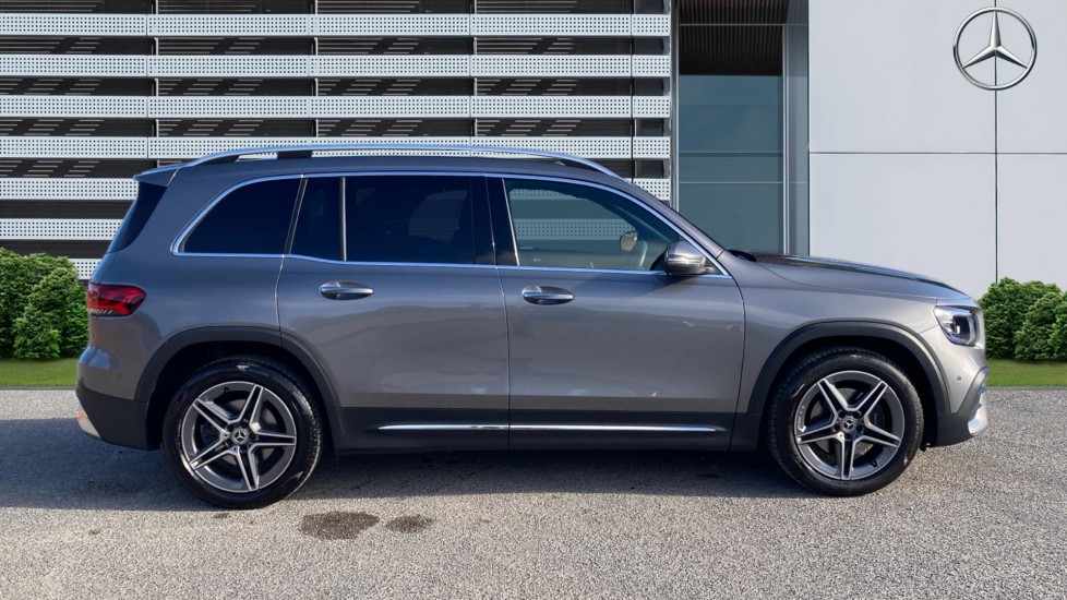 Mercedes-Benz GLB 200 AMG Line Premium Plus 5dr 7G-Tronic Petrol Estate - Image 5