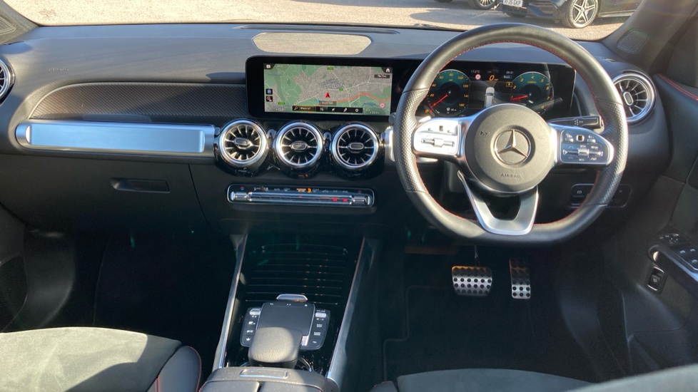 Mercedes-Benz GLB 200 AMG Line Premium Plus 5dr 7G-Tronic Petrol Estate - Image 10