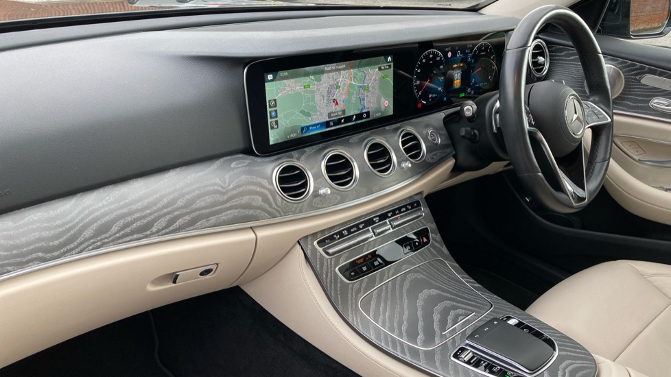Mercedes-Benz E-Class E200 AMG Line Night Edition Prem+ 4dr 9G-Tronic Petrol Saloon - Image 9