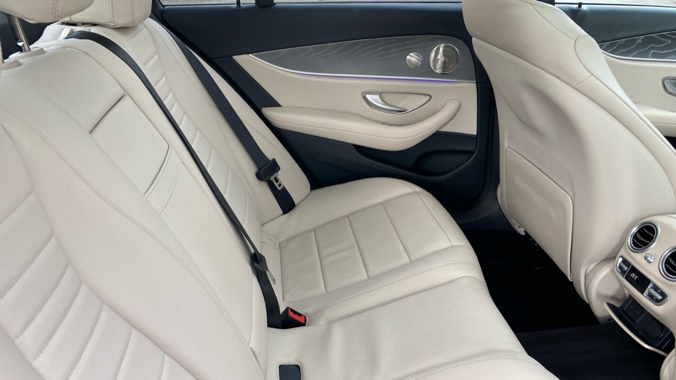 Mercedes-Benz E-Class E200 AMG Line Night Edition Prem+ 4dr 9G-Tronic Petrol Saloon - Image 16