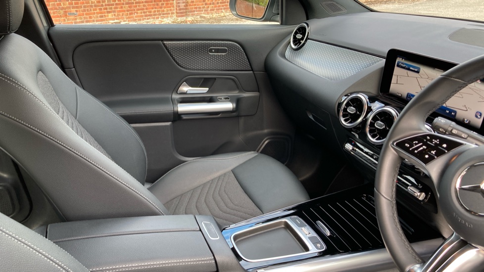 Mercedes-Benz GLA 200 Sport Executive 5dr Auto Petrol Hatchback - Image 14
