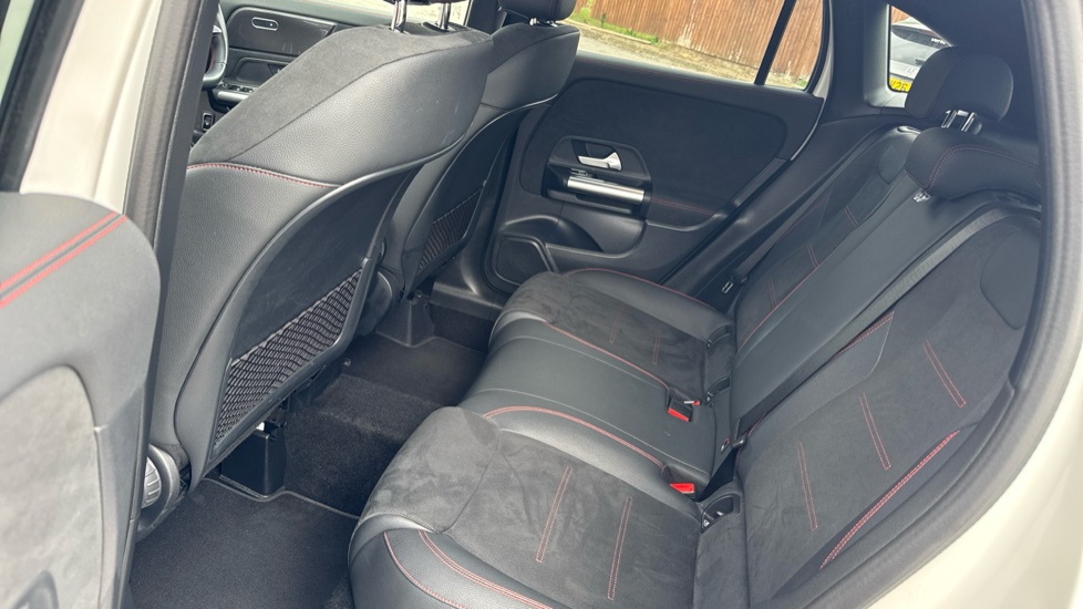 Mercedes-Benz GLA 200d AMG Line Executive 5dr Auto Diesel Hatchback - Image 16