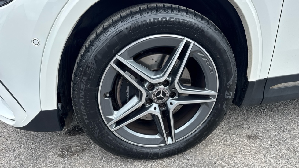 Mercedes-Benz GLA 200d AMG Line Executive 5dr Auto Diesel Hatchback - Image 22