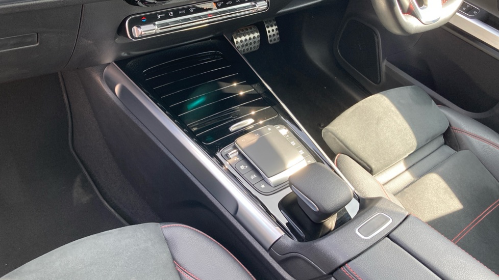 Mercedes-Benz Eqb 300 4M 168kW AMG Line Premium 66.5kWh 5dr Auto Electric Estate - Image 13